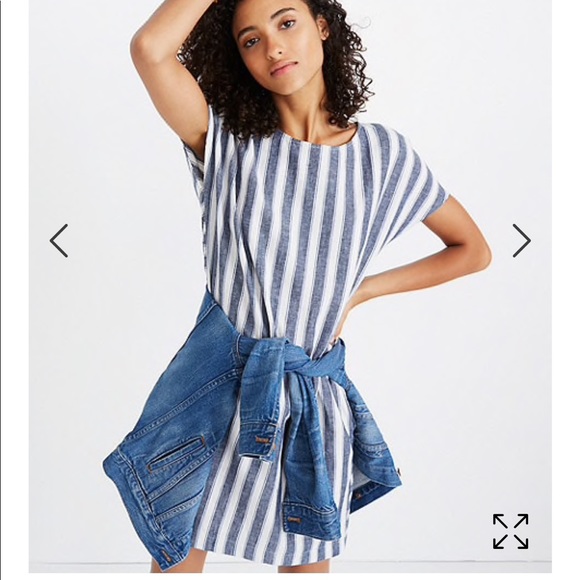 Madewell Dresses & Skirts - Madewell stripe play button down dress